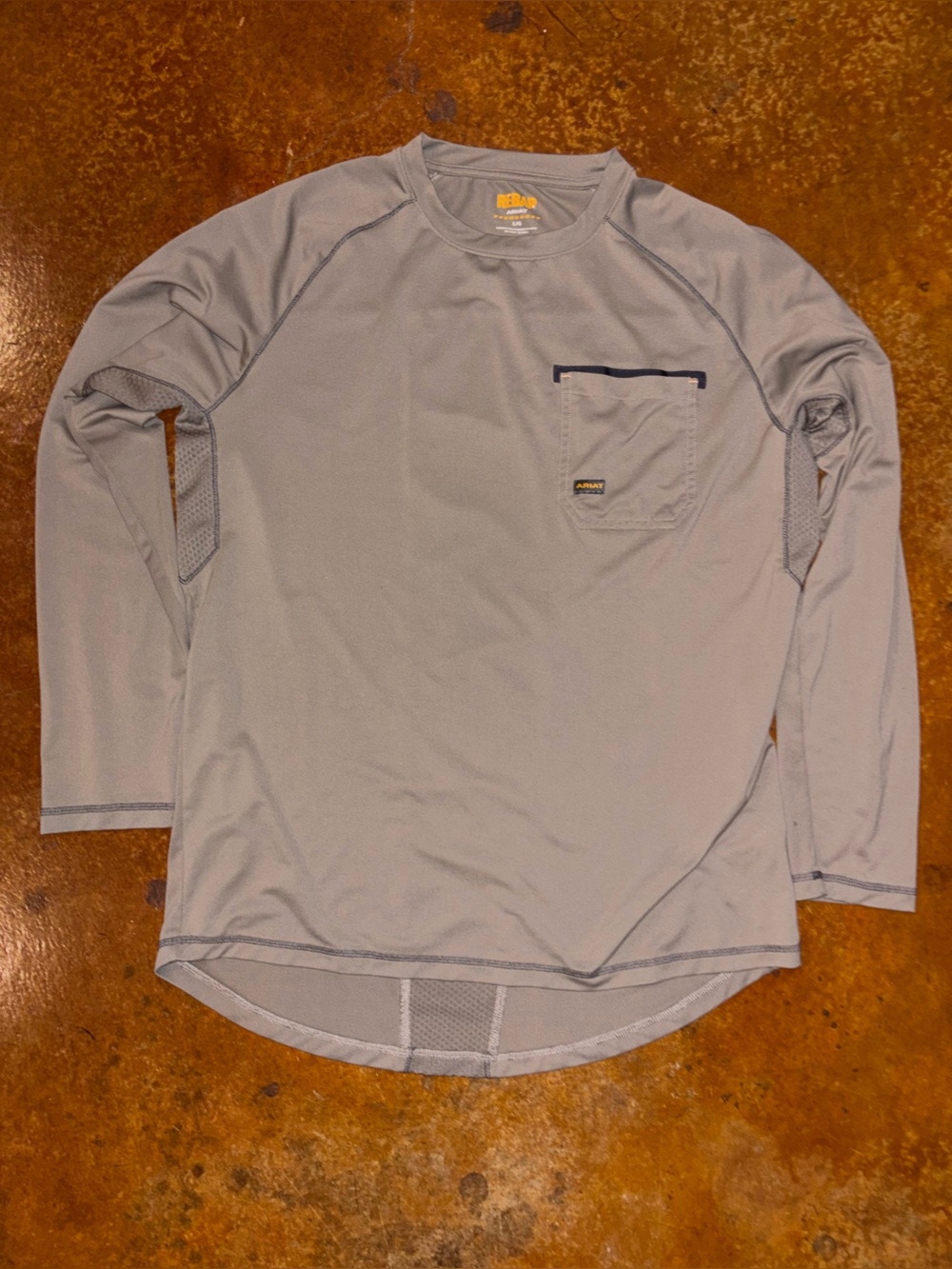 Ariat Light Gray Long-Sleeve Performance Tee with Chest Pocket